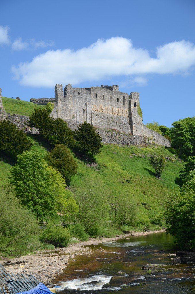 Richmond Castle at the top of the steep river bank of the Swale